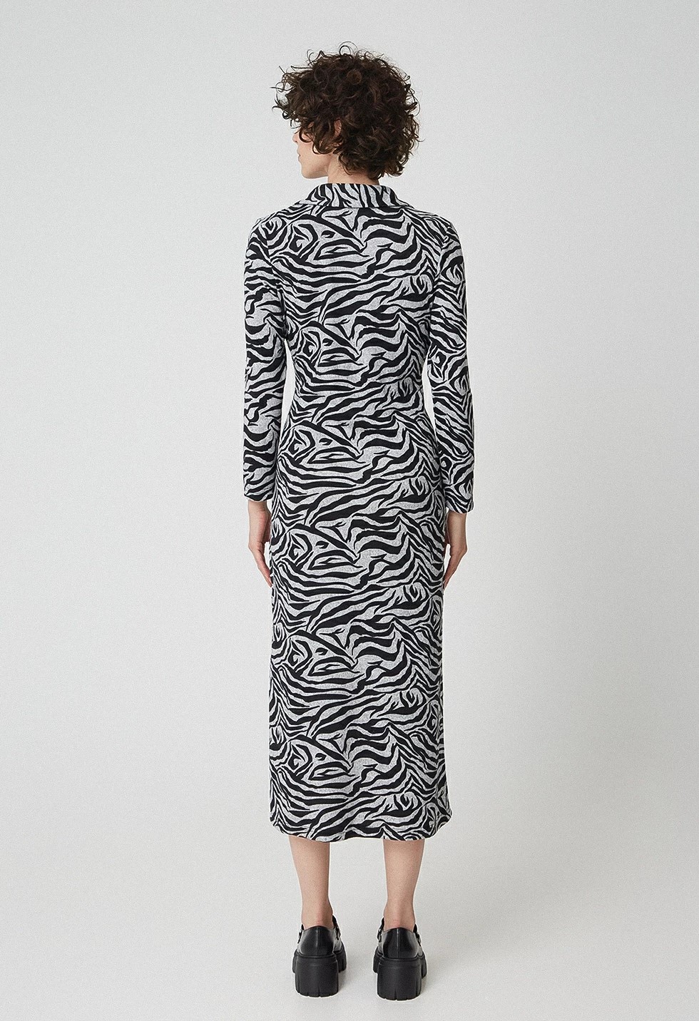 Πλεκτό φόρεμα animal print, DÉSIRÉE image 1